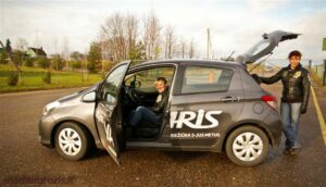 yaris7