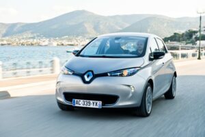 Renault_44608_global_en (Small)