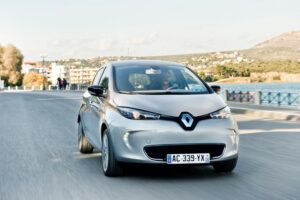 Renault_44610_global_en (Small)