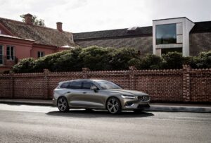 223571_New-Volvo-V60-exterior