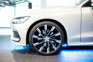 VOLVO_V60-16 Medium