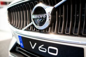 VOLVO_V60-8 Medium