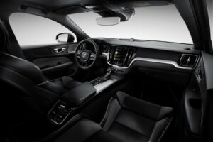 230906_New_Volvo_S60_R-Design_exterior