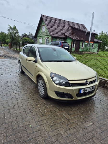 Opel (Astra) 2004