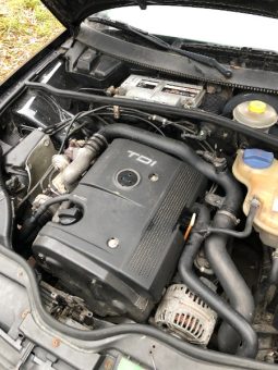 Volkswagen Passat 1999 full