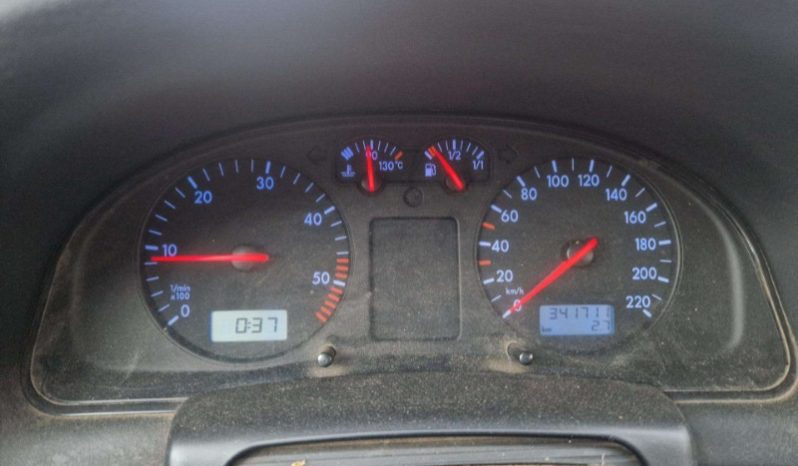 Volkswagen Passat 1999 full
