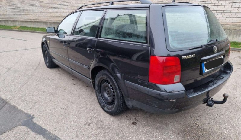 Volkswagen Passat 1999 full