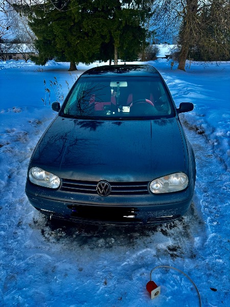Volkswagen Golf 2004