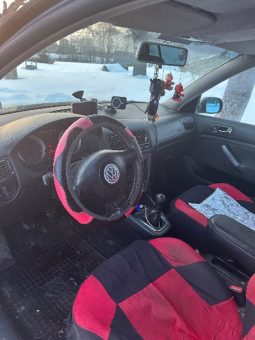 Volkswagen Golf 2004 full