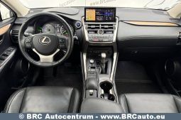 Lexus NX300h Hybrid e-Four e-CVT Automatas 2015 full