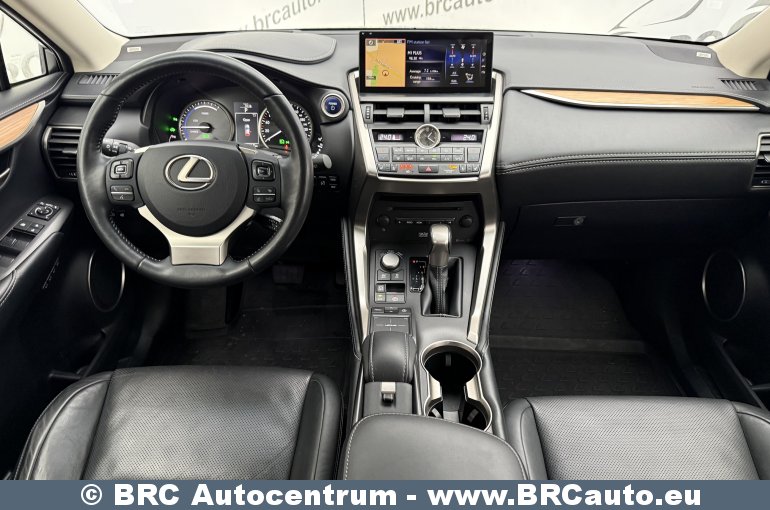 Lexus NX300h Hybrid e-Four e-CVT Automatas 2015