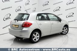 Toyota Auris 1.4 D-4D Linea Sol 2008 full