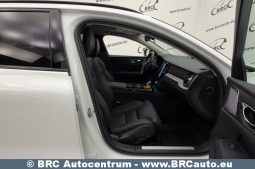 Volvo V60 Plug-in AWD T8 Twin Engine 2025 full