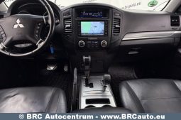 Mitsubishi Pajero 3.2 DI-D Automatas 2011 full