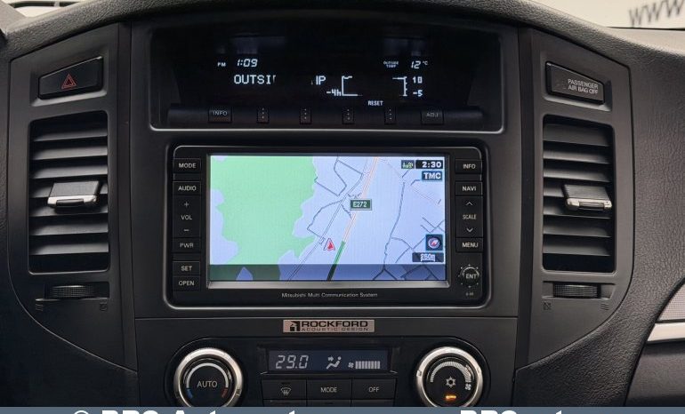 Mitsubishi Pajero 3.2 DI-D Automatas 2011 full