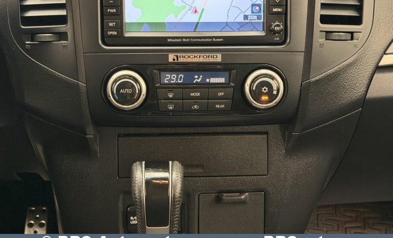 Mitsubishi Pajero 3.2 DI-D Automatas 2011 full