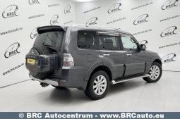 Mitsubishi Pajero 3.2 DI-D Automatas 2011 full