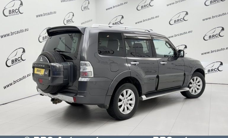 Mitsubishi Pajero 3.2 DI-D Automatas 2011 full