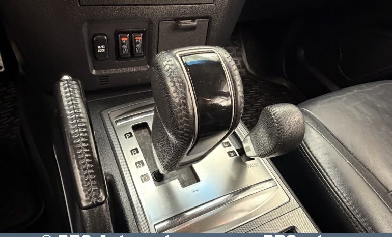 Mitsubishi Pajero 3.2 DI-D Automatas 2011 full