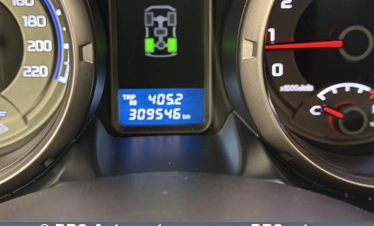 Mitsubishi Pajero 3.2 DI-D Automatas 2011 full