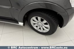 Mitsubishi Pajero 3.2 DI-D Automatas 2011 full