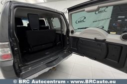 Mitsubishi Pajero 3.2 DI-D Automatas 2011 full