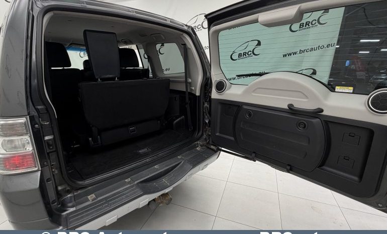 Mitsubishi Pajero 3.2 DI-D Automatas 2011 full