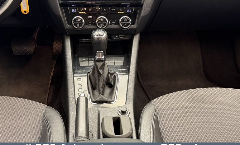 Skoda Octavia 1.8 TSI Automatas 2018 full