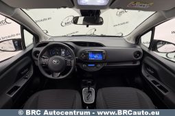 Toyota Yaris 1.5 S-Tier Hybrid Comfort Automatas 2017 full