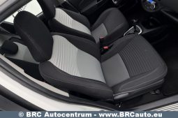 Toyota Yaris 1.5 S-Tier Hybrid Comfort Automatas 2017 full