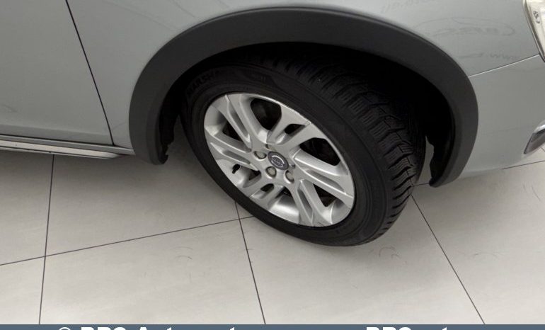 Volvo V60 Cross Country D3 Automatas 2016 full