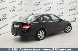 Mercedes-Benz C 180  2011 full