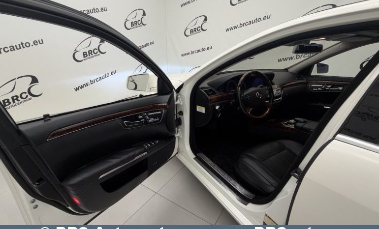 Mercedes-Benz S 550 4Matic Automatas 2013 full