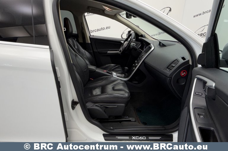 Volvo XC 60 D5 AWD R-Design Automatas 2010