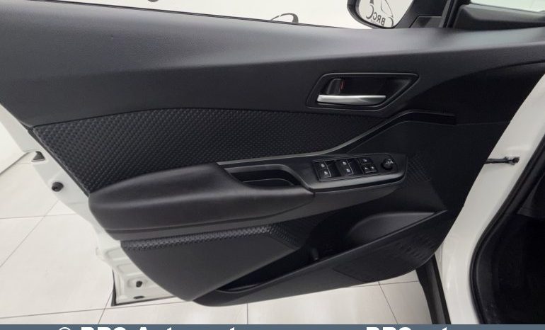 Toyota C-HR 1.8 Hybrid Automatas 2017 full