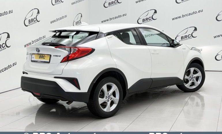 Toyota C-HR 1.8 Hybrid Automatas 2017 full