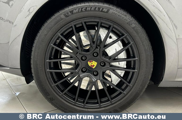 Porsche Cayenne GTS Automatas 2021