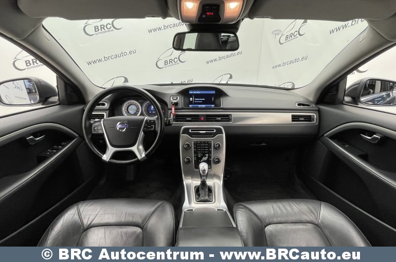 Volvo V70 D2 Drive Automatas 2012