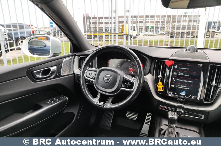 Volvo XC 60 T6 R-Line AWD Automatas 2018