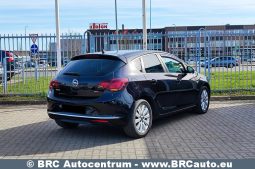 Opel Astra 1.7 CDTI 2010 full