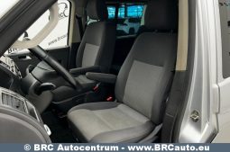 Volkswagen Caravelle 2.0 TDI 2015 full