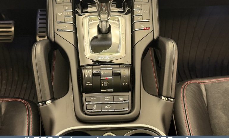 Porsche Cayenne GTS Automatas 2017 full