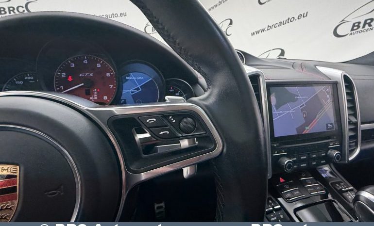 Porsche Cayenne GTS Automatas 2017 full
