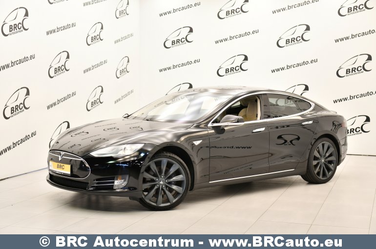 Tesla Model S P85 2013