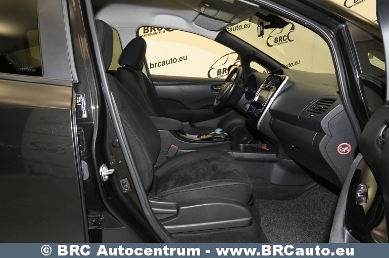 Nissan Leaf 30 kWh Zero Emmision Automatas 2016