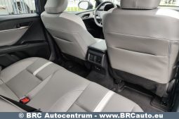 Toyota Camry 2.5 Hybrid Automatas 2025 full