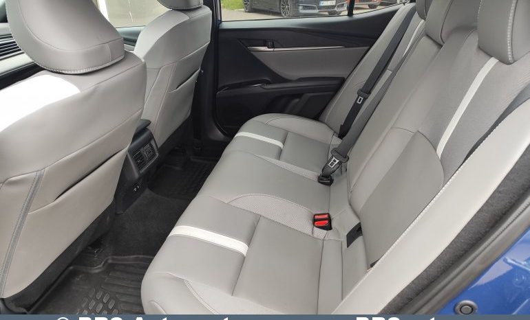 Toyota Camry 2.5 Hybrid Automatas 2025 full