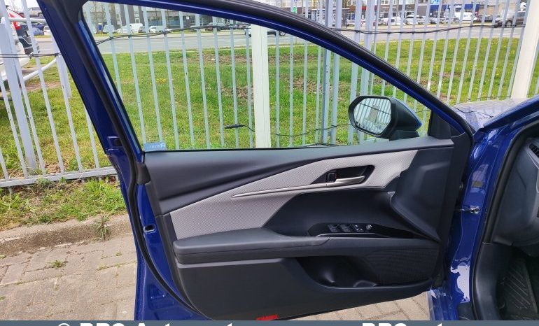 Toyota Camry 2.5 Hybrid Automatas 2025 full