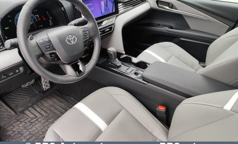 Toyota Camry 2.5 Hybrid Automatas 2025 full