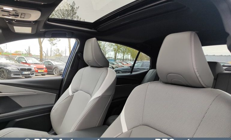Toyota Camry 2.5 Hybrid Automatas 2025 full